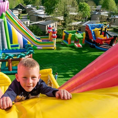Camping Country Park Crecy La Chapelle - Site Officiel - Next To Disneyland Paris Esterno foto